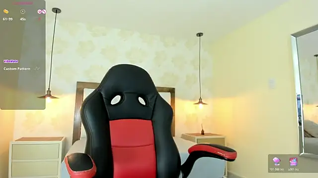 Snapshot of VENUSGREYS1 chatting on May 23, 2026, 12:09 pm VENUSGREYS1 online show from May 23, 2026, 12:09 pm