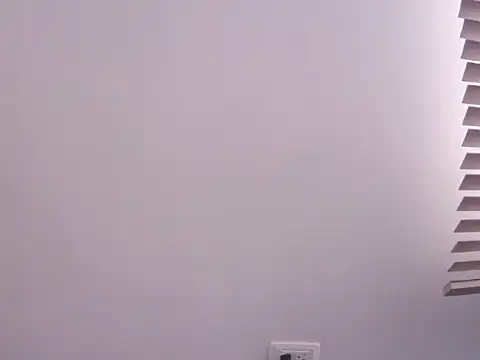 Fernanda andrew online show from February 25, 2026, 4:38 pm