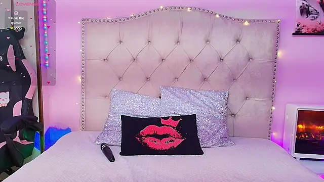 Miss Liu online show from February 27, 2026, 11:54 am