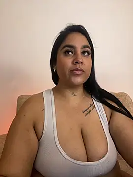 YenthCorona online show from July 4, 2026, 3:45 am