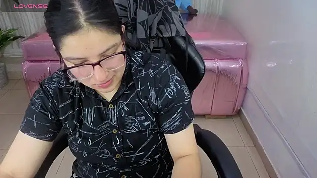 eva smit t online show from March 3, 2026, 2:28 am