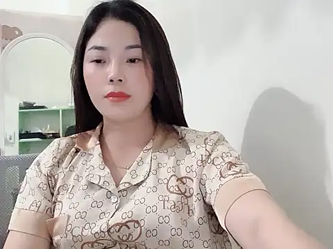 Snapshot of Mimy18 chatting on May 10, 2026, 3:50 pm Mimy18 online show from May 10, 2026, 3:50 pm