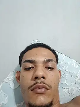 Snapshot of Iguiinhoo69 chatting on December 4, 2025, 8:23 am Iguiinhoo69 online show from December 4, 2025, 8:23 am