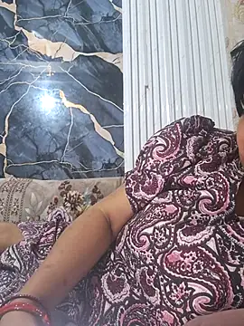 Snapshot of desiriya14 chatting on June 2, 2026, 5:04 pm desiriya14 online show from June 2, 2026, 5:04 pm
