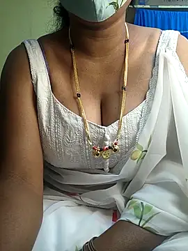 Preeti345 online show from February 13, 2026, 1:18 pm