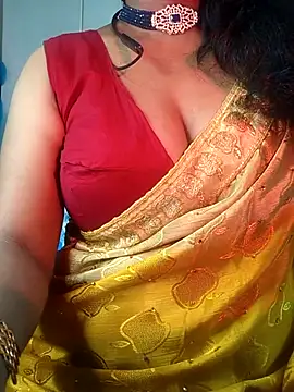 Snapshot of Preeti345 chatting on June 25, 2026, 5:45 am Preeti345 online show from June 25, 2026, 5:45 am