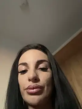 Snapshot of SiaRyder chatting on July 23, 2026, 7:23 pm SiaRyder online show from July 23, 2026, 7:23 pm