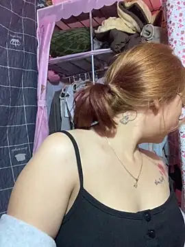 Snapshot of Samsam-006 chatting on December 20, 2025, 3:35 am Samsam-006 online show from December 20, 2025, 3:35 am