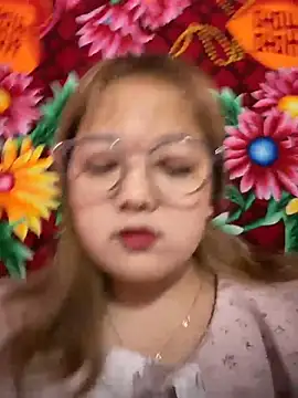 Snapshot of Samsam-006 chatting on March 6, 2026, 2:02 pm Samsam-006 online show from March 6, 2026, 2:02 pm