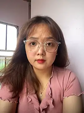 Snapshot of Samsam-006 chatting on April 4, 2026, 10:24 am Samsam-006 online show from April 4, 2026, 10:24 am