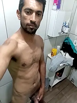 Snapshot of Luizc349 chatting on December 15, 2025, 6:23 pm Luizc349 online show from December 15, 2025, 6:23 pm