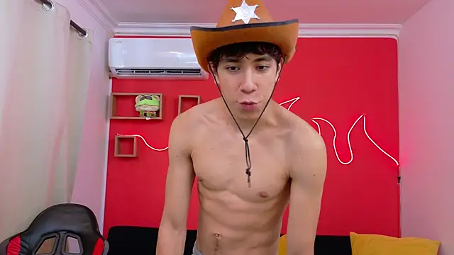 Snapshot of Neo_Twink chatting on July 28, 2026, 7:15 pm Neo Twink online show from July 28, 2026, 7:15 pm