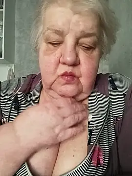 HapinessLovee online show from February 11, 2026, 9:25 am