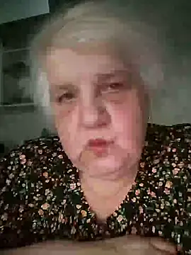 HapinessLovee online show from April 2, 2026, 3:53 pm
