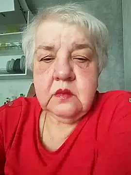 HapinessLovee online show from April 27, 2026, 6:33 am