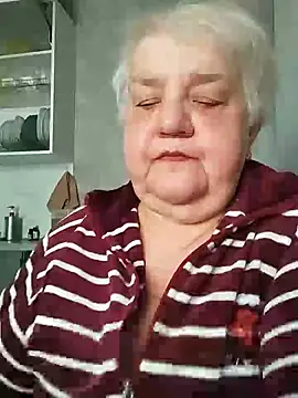 HapinessLovee online show from April 30, 2026, 7:58 am
