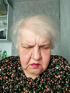 Snapshot of HapinessLovee chatting on June 5, 2026, 8:09 am HapinessLovee online show from June 5, 2026, 8:09 am