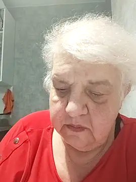 Snapshot of HapinessLovee chatting on June 12, 2026, 2:21 am HapinessLovee online show from June 12, 2026, 2:21 am