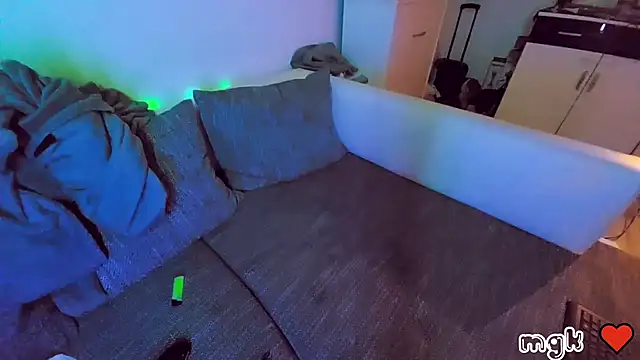 mindfvkc online show from January 10, 2026, 2:46 am