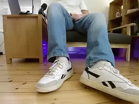 Snapshot of jonas_camboy chatting on February 19, 2026, 3:41 pm jonas camboy online show from February 19, 2026, 3:41 pm