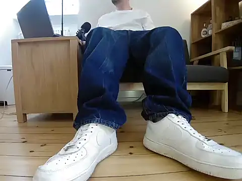 Snapshot of jonas_camboy chatting on March 15, 2026, 2:01 pm jonas camboy online show from March 15, 2026, 2:01 pm