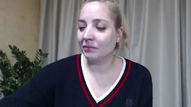 sweetpussy online show from December 5, 2025, 6:15 pm