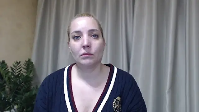 sweetpussy online show from March 24, 2026, 4:01 pm