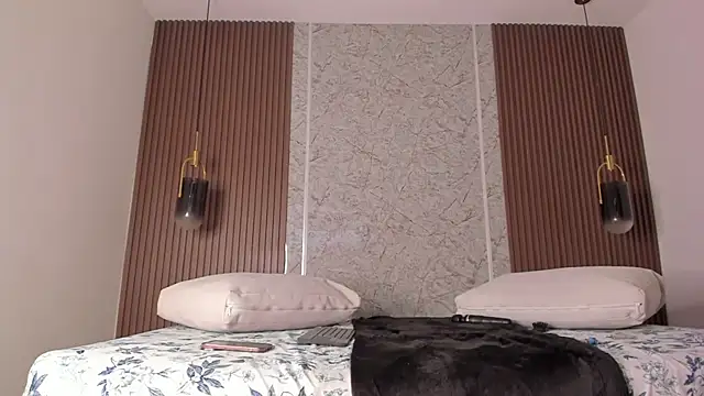 maye wells  online show from February 19, 2026, 7:21 pm