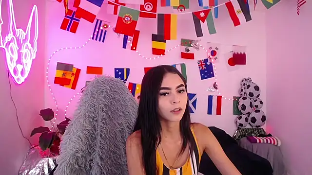 Sofia tgn online show from July 4, 2026, 6:14 pm