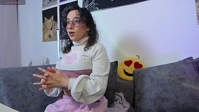Snapshot of little__ammy chatting on June 11, 2026, 11:14 pm little ammy online show from June 11, 2026, 11:14 pm