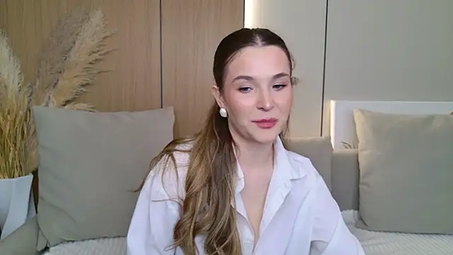 Snapshot of Lina_Sinerz chatting on May 24, 2026, 4:12 pm Lina Sinerz online show from May 24, 2026, 4:12 pm