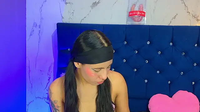 Cherry sweetty11 online show from May 2, 2026, 11:10 pm