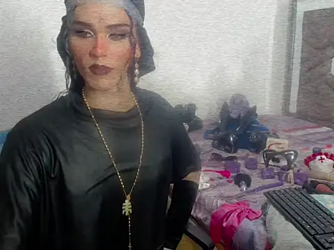 michaeldissts online show from December 19, 2025, 5:53 pm