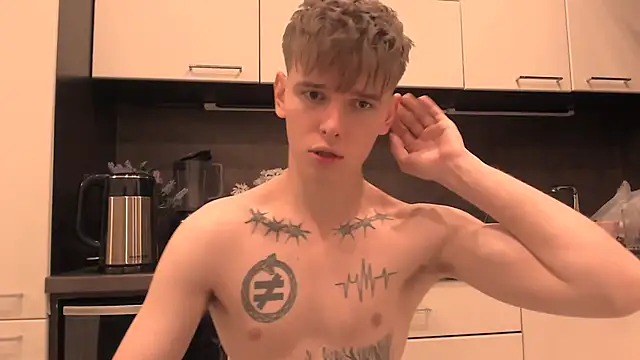 Snapshot of Fredd_Xanders chatting on December 5, 2025, 3:26 am Fredd Xanders online show from December 5, 2025, 3:26 am