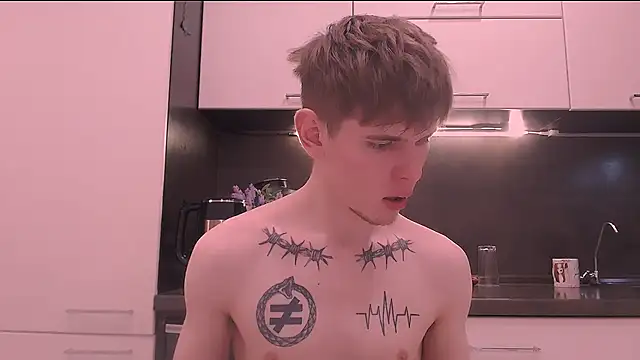 Snapshot of Fredd_Xanders chatting on March 30, 2026, 10:55 pm Fredd Xanders online show from March 30, 2026, 10:55 pm