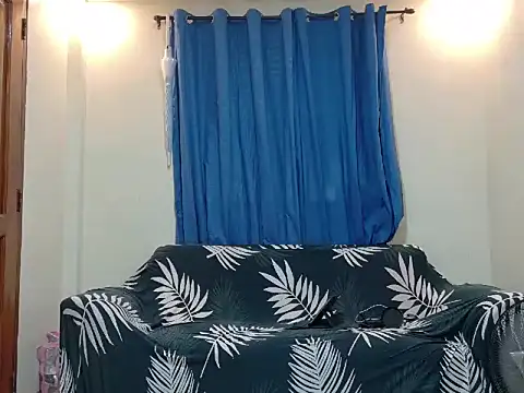 Snapshot of Cinpussie89 chatting on February 6, 2026, 7:23 am Cinpussie89 online show from February 6, 2026, 7:23 am