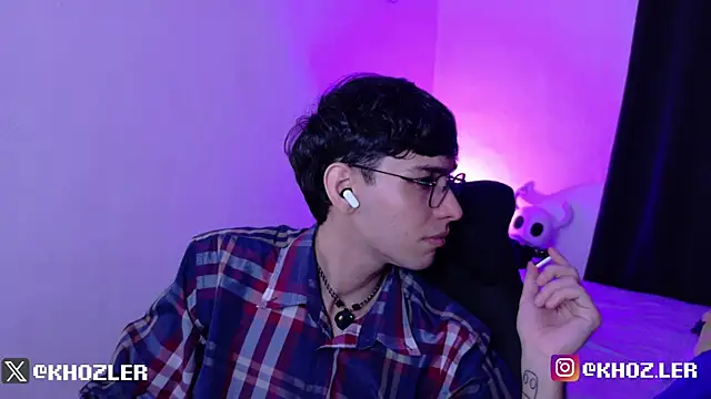 Snapshot of khoz_ler_ chatting on December 19, 2025, 3:46 am khoz ler online show from December 19, 2025, 3:46 am