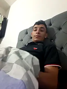 Snapshot of merycrism chatting on December 5, 2025, 9:51 am merycrism online show from December 5, 2025, 9:51 am