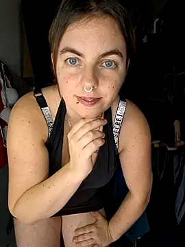 Snapshot of GeilesLuder38 chatting on December 5, 2025, 6:48 pm GeilesLuder38 online show from December 5, 2025, 6:48 pm