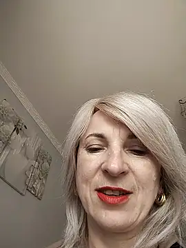 Snapshot of AhlyssaLove1155 chatting on June 7, 2026, 12:53 pm AhlyssaLove1155 online show from June 7, 2026, 12:53 pm