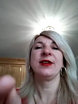 Snapshot of AhlyssaLove1155 chatting on July 25, 2026, 5:05 am AhlyssaLove1155 online show from July 25, 2026, 5:05 am