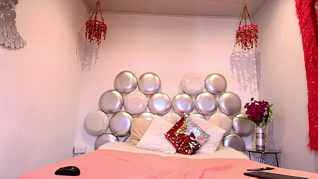 Snapshot of sammy_blaze chatting on December 15, 2025, 6:56 pm sammy blaze online show from December 15, 2025, 6:56 pm