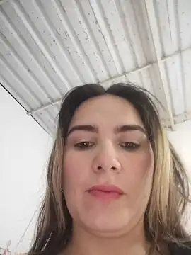 Snapshot of Charlott_smi chatting on July 13, 2026, 4:54 pm Charlott smi online show from July 13, 2026, 4:54 pm