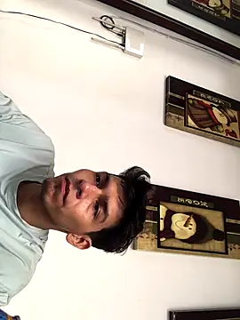 Patrick3 5556 online show from December 22, 2025, 9:01 pm