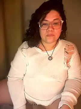 VanesssaMilf  online show from February 12, 2026, 3:45 am