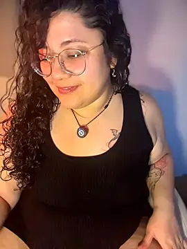 VanesssaMilf  online show from April 9, 2026, 3:28 am