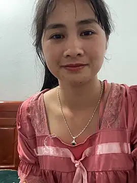 Him MountainGirl online show from April 23, 2026, 12:51 pm