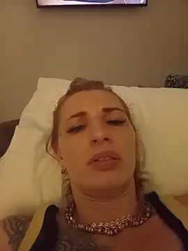 Snapshot of bodybabe chatting on April 23, 2026, 3:58 pm bodybabe online show from April 23, 2026, 3:58 pm