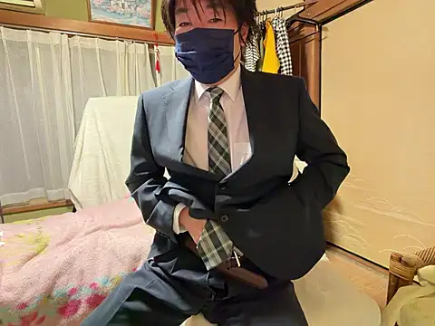 Snapshot of Hirokazu_12 chatting on February 9, 2026, 10:41 am Hirokazu 12 online show from February 9, 2026, 10:41 am