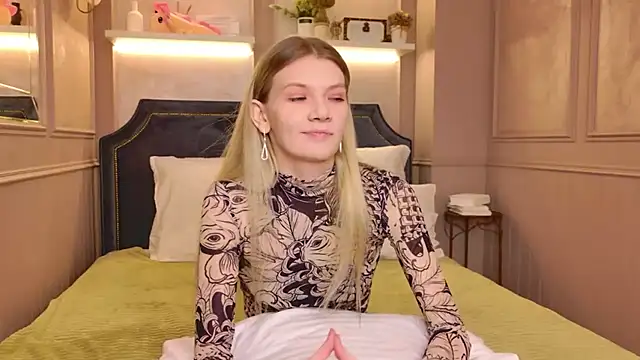 Vivien Hans online show from February 9, 2026, 8:24 pm